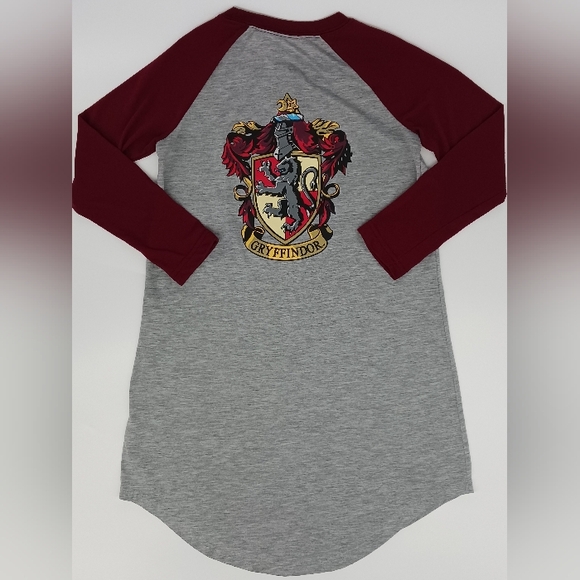 Girls Wizarding World Harry Potter Gryffindor Sleep Shirt (Size 10/12) - Picture 5 of 5